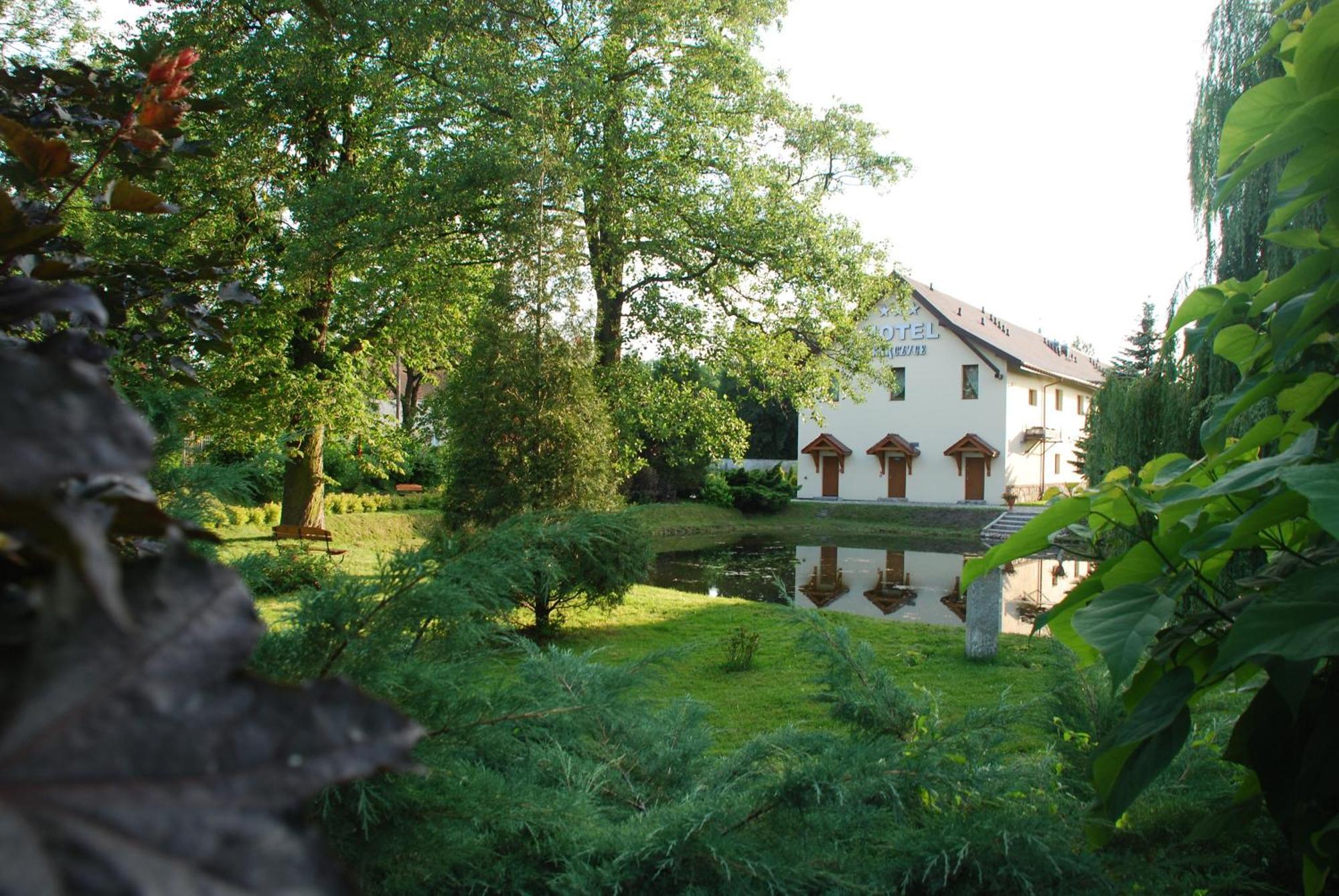 Hotel Karczyce Buitenkant foto