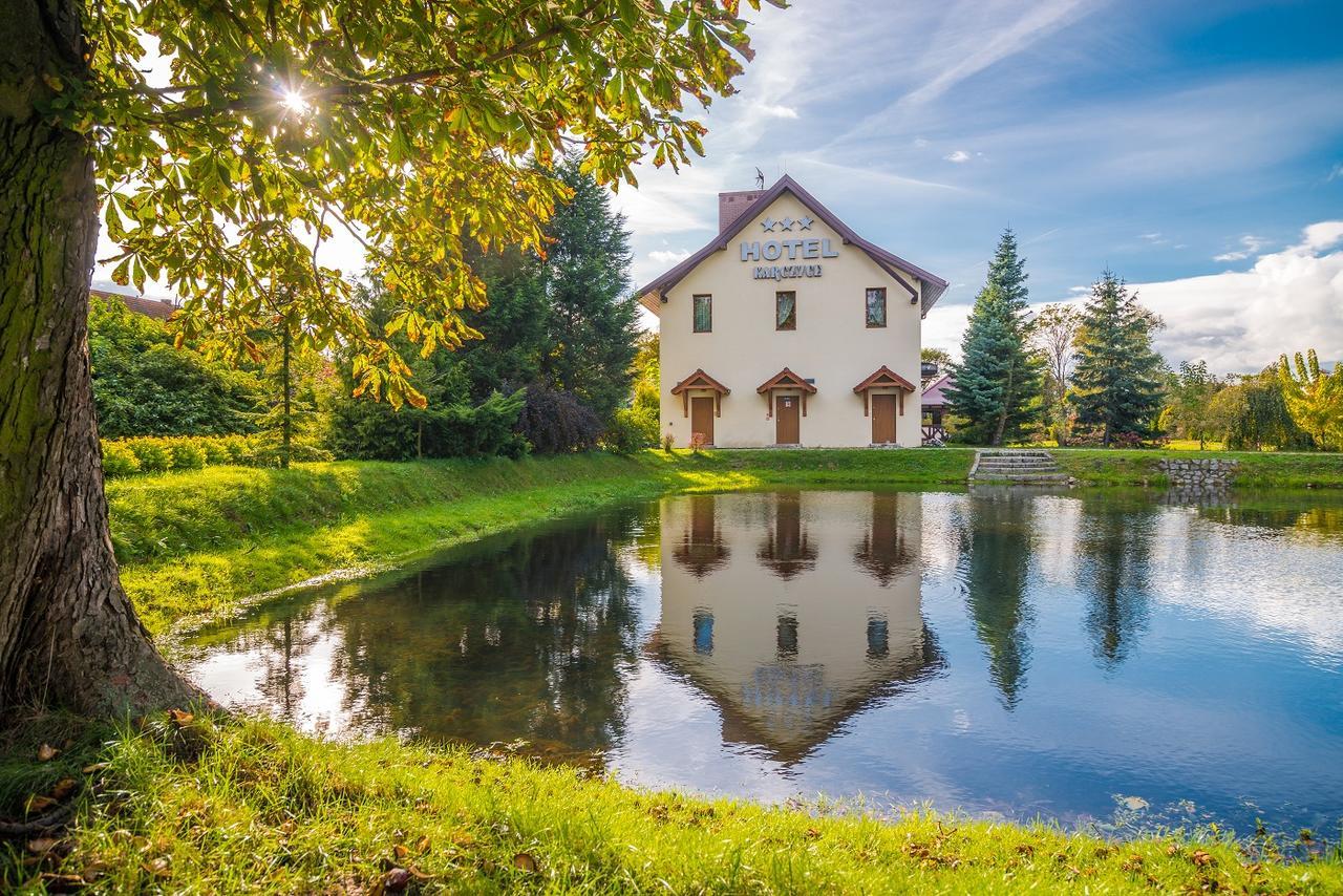 Hotel Karczyce Buitenkant foto